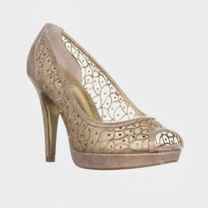 NIB high heel meshed open toe pump size 9. Adrianna Papell